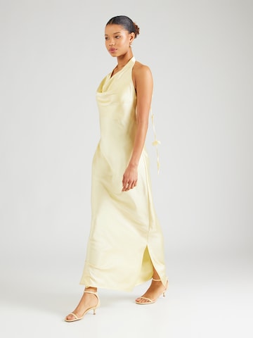 millane - Vestido em amarelo