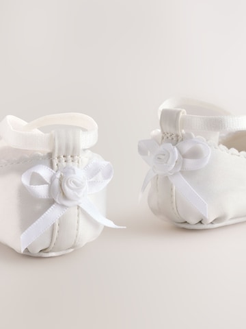 Next Newborn in Weiß