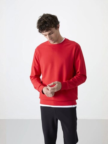 Tommy Life Sweatshirt in Red