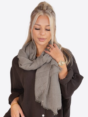 Seasons of April Scarf in Brown