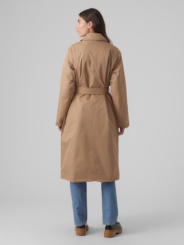 Manteau mi-saison 'PENCE' VERO MODA en marron