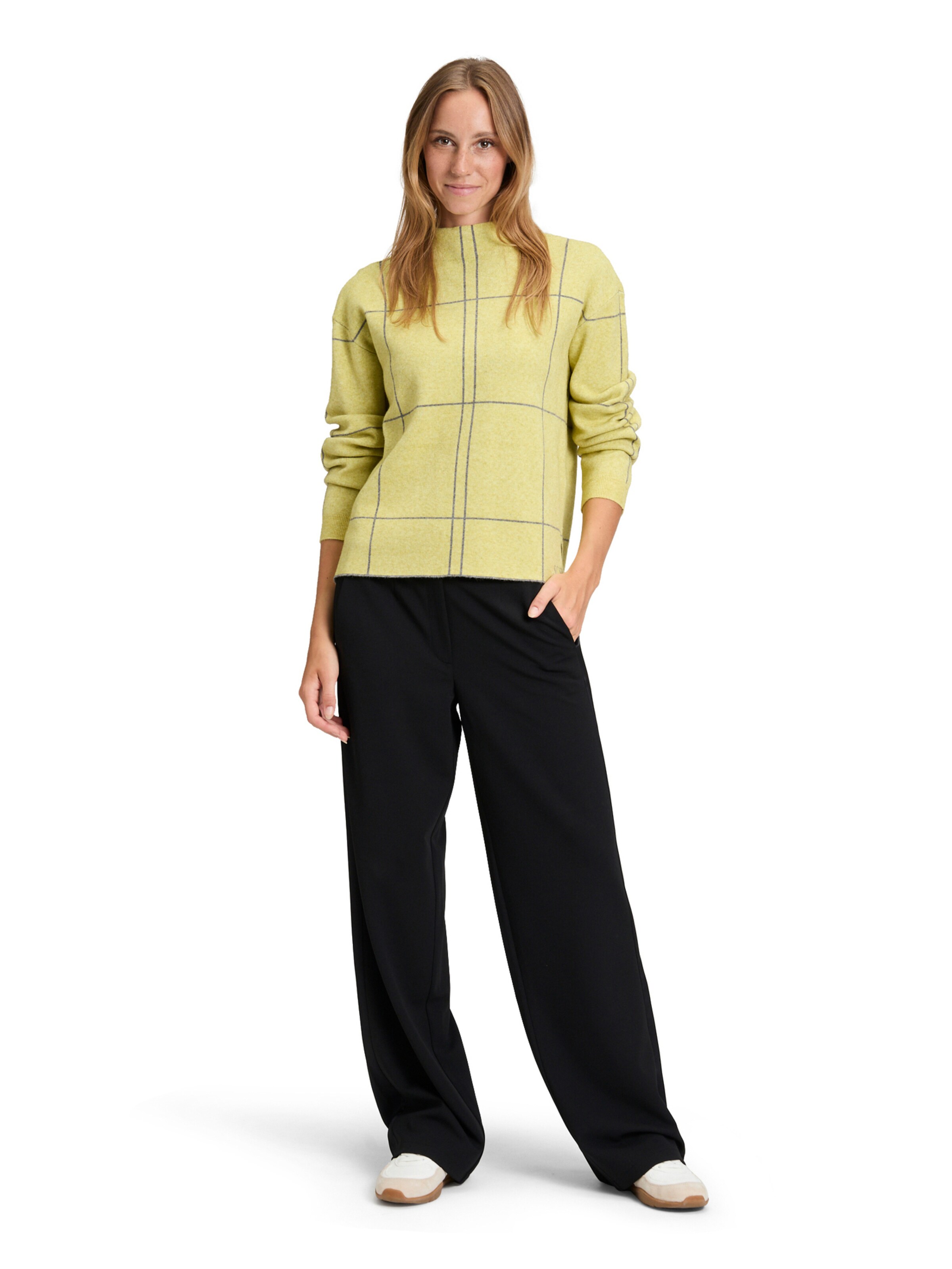 Betty Barclay Sweater in Green