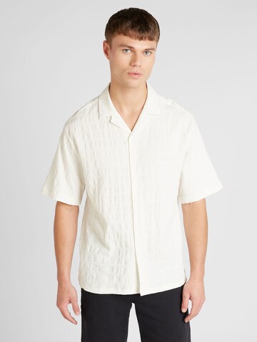 TOPMAN Comfort Fit Skjorta i beige: framsida