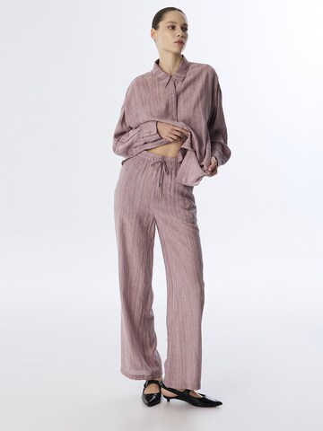 Twist Wide leg Pants in Grey: front