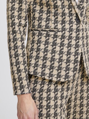 Blazer 'Kate' di ICHI in beige