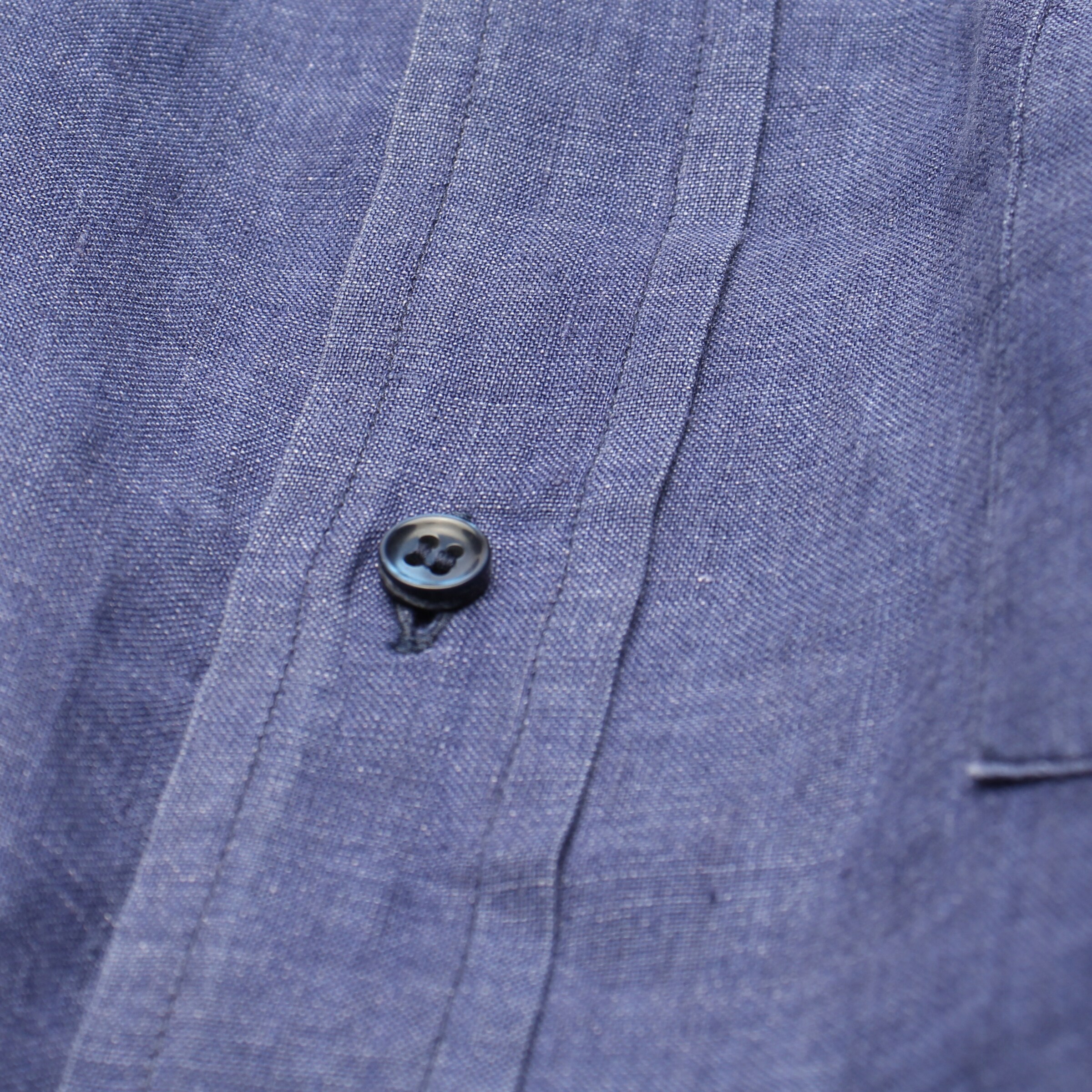 BURBERRY Button Up Shirt in M in Blue