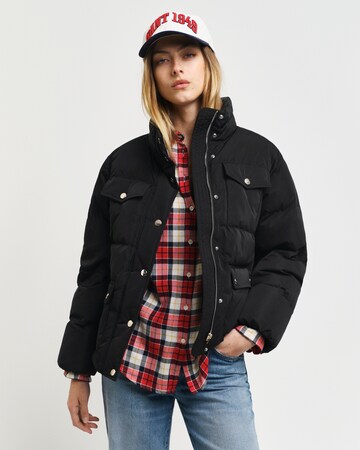 GANT Winter Jacket in Black: front