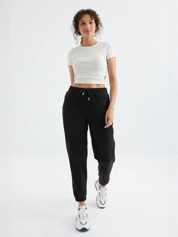 regular Pantaloni sportivi di Tommy Life in nero