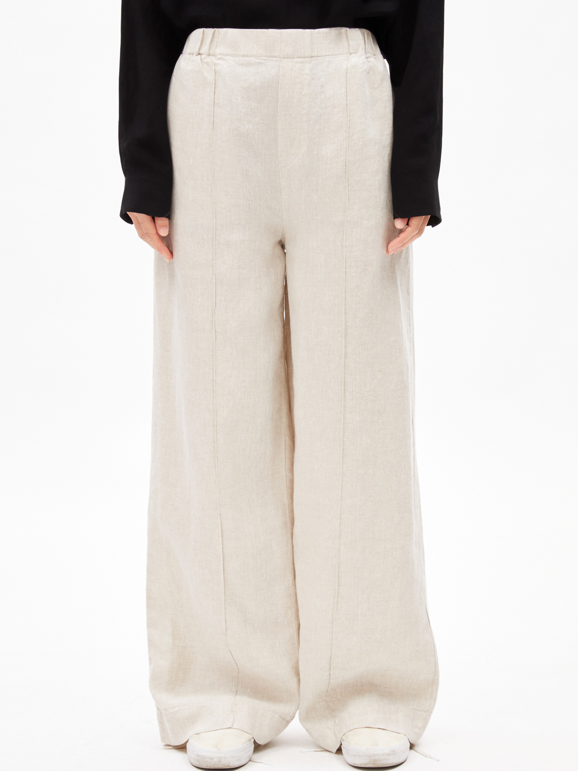 ARMEDANGELS Loose fit Trousers in Beige: front