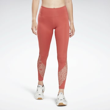 Reebok - Skinny Pantalón deportivo 'Modern Safari' en rojo: frente