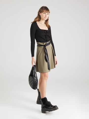 Gonna 'Jamie Skirt' di ABOUT YOU in verde