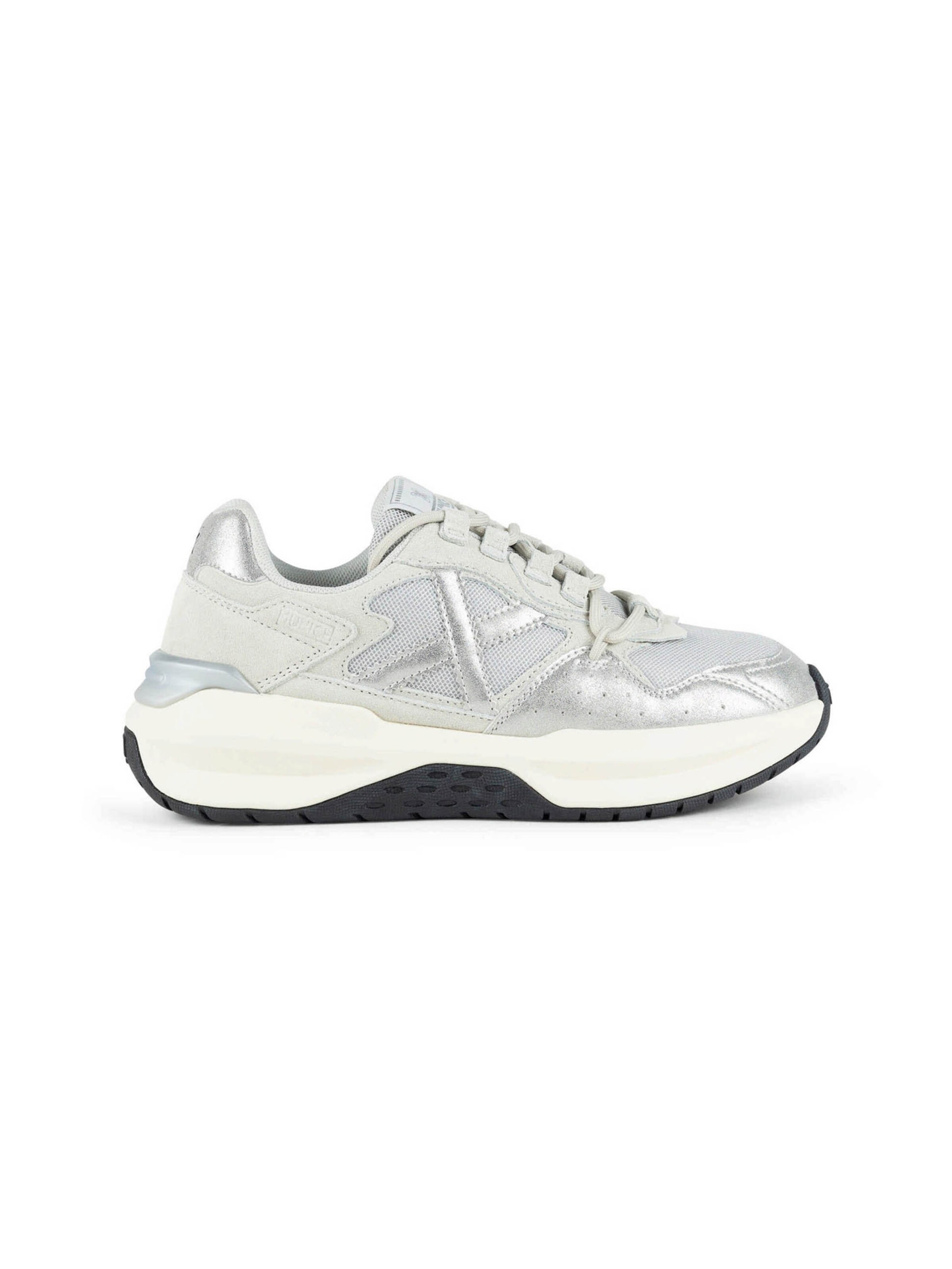 Sneaker bassa 'NEXA' di MUNICH in argento: lato