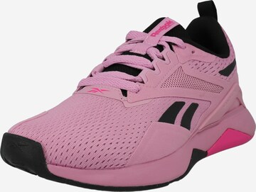 Chaussure de sport Reebok en rose : devant