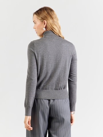 GUESS JEANS Sweater in Grey