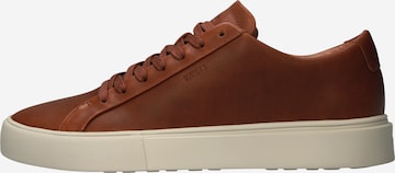 BLACKSTONE Sneakers laag 'Crag Finn Cg117' in Bruin: voorkant