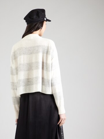 Pull-over 'MATHISA 10' DRYKORN en blanc