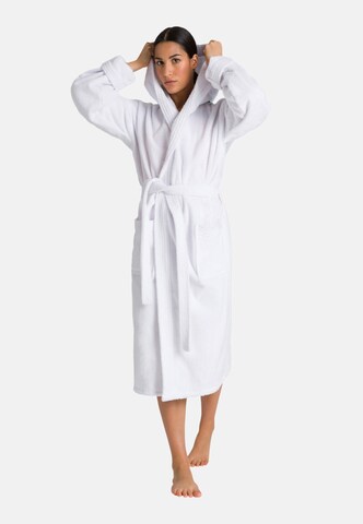 ARENA Athletic Robe 'CORE SOFT ROBE' in White