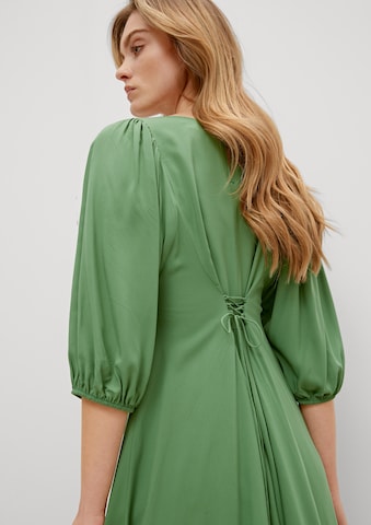 Robe COMMA en vert