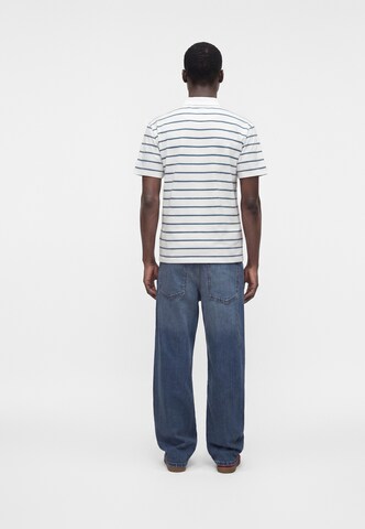 Tricou de la HOLLISTER pe alb