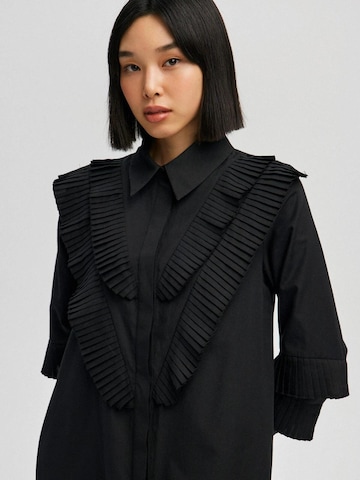 Robe 'Pleat Detailed Shirt Dress' Touché Privé en noir