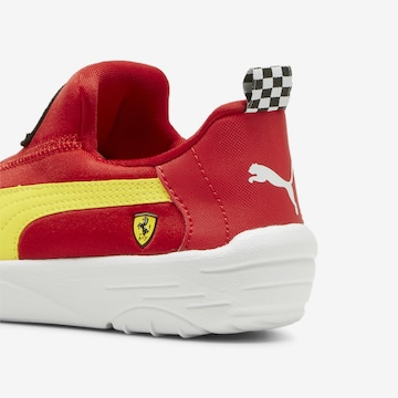 Baskets 'Scuderia Ferrari Bao Kart' PUMA en rouge