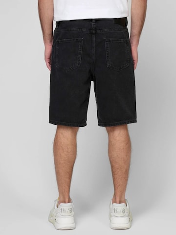 DIESEL Regular Jeans 'REGULAR D-STRUKT-SHORT' in Zwart