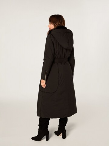 Cappotto invernale '9TR002' di Quiosque in nero