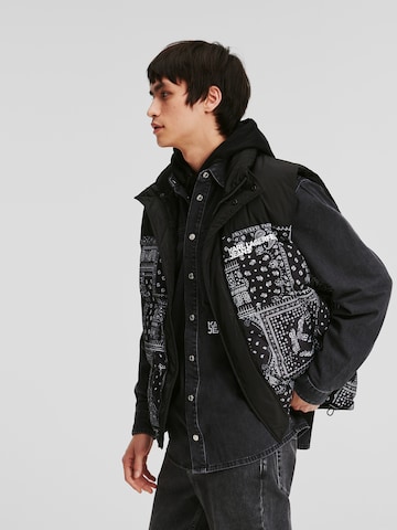 Vestă de la KARL LAGERFELD JEANS pe negru