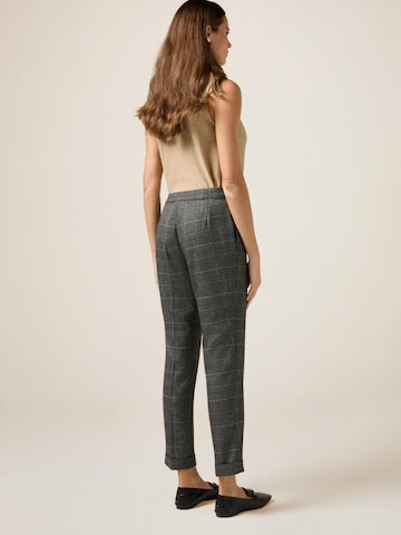 regular Pantaloni di oltre in grigio