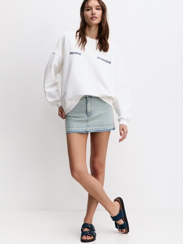 Pull&Bear Sweatshirt in Weiß