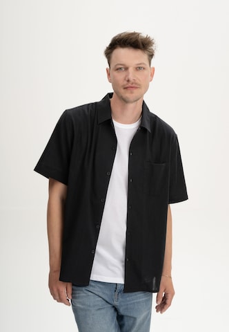 MELA Regular fit Button Up Shirt 'Vivek' in Black