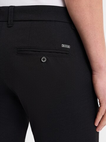 Coupe slim Pantalon chino 'Dylan' Finshley & Harding en noir