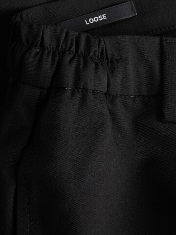 JACK & JONES Loose fit Trousers with creases in Black