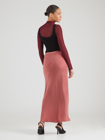 Gonna 'MMBias Nadie' di MOS MOSH in rosa