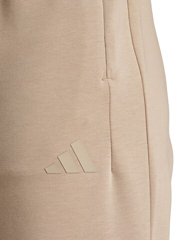 Effilé Pantalon de sport 'Designed For Training' ADIDAS PERFORMANCE en marron