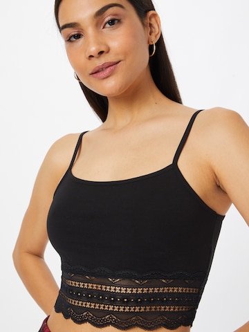 ABOUT YOU Top 'Eve' in Black