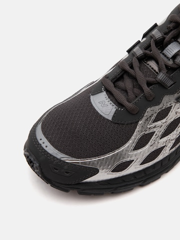 Sneaker bassa '1906' di new balance in nero