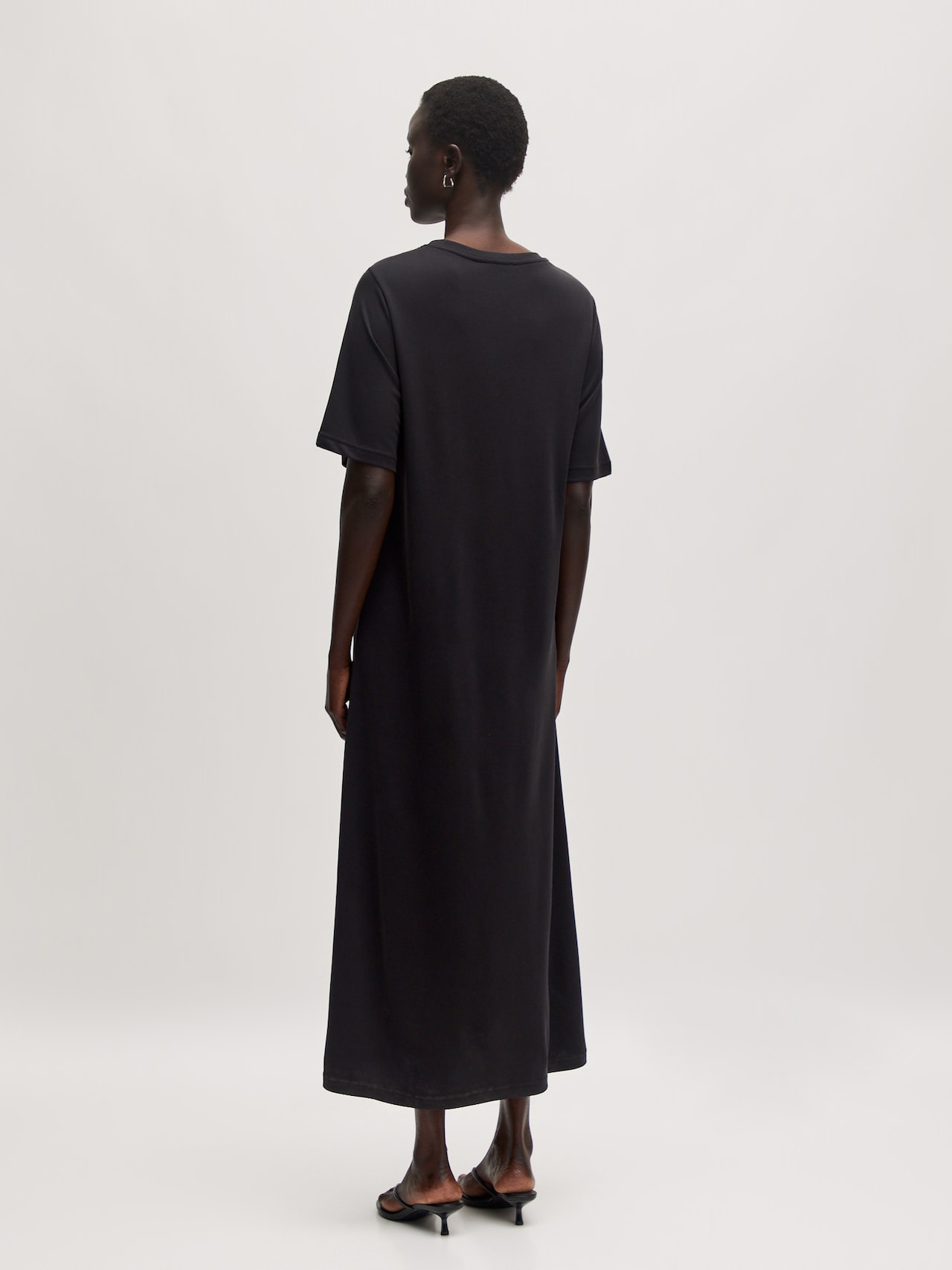 EDITED Produkte Kleid 'Beatrice' schwarz