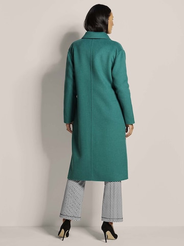 MADELEINE Tussenmantel in Blauw