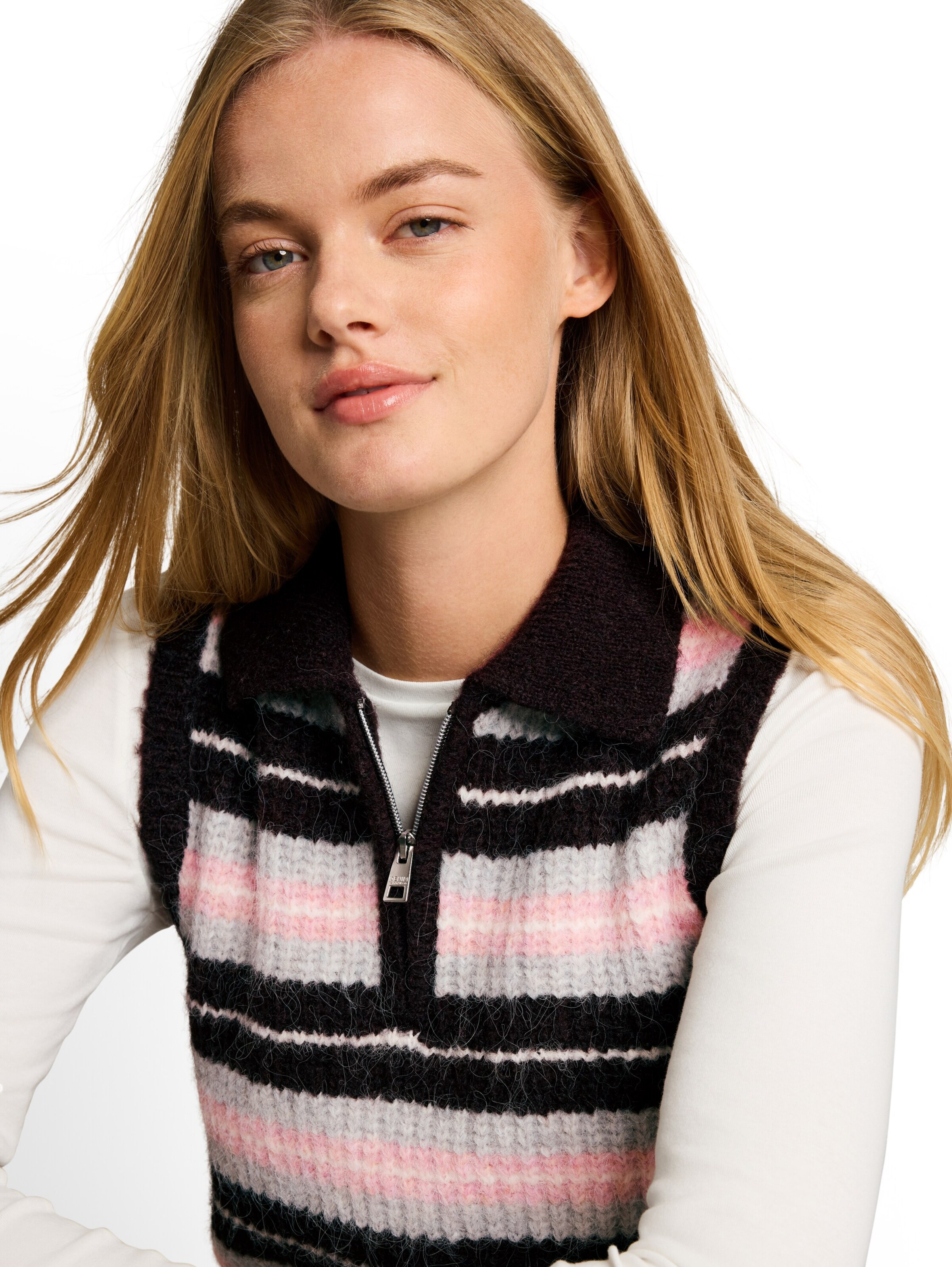 Pullunder de la TOM TAILOR DENIM pe negru