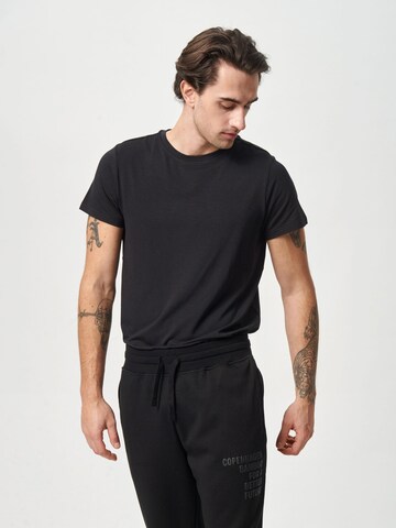 Copenhagen Bamboo Shirt‌‌‌‌‌‌‌‌‌ in Schwarz