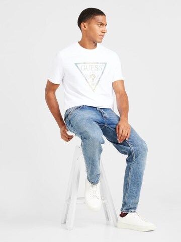 T-Shirt GUESS en blanc