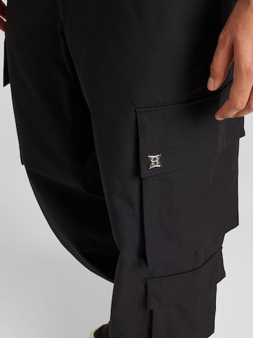 regular Pantaloni cargo 'Island Defender' di Pequs in nero