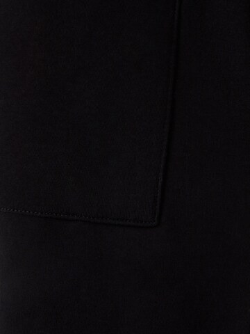 Bershka Tapered Pants in Black