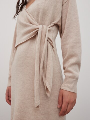 EDITED Dress 'Loran' in Beige