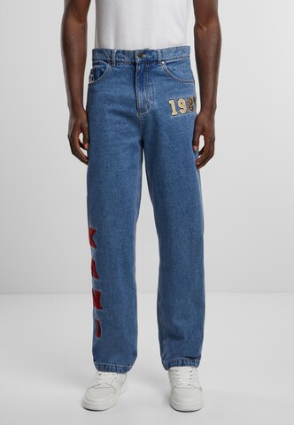 Karl Kani Regular Jeans in Blau: Vorderseite