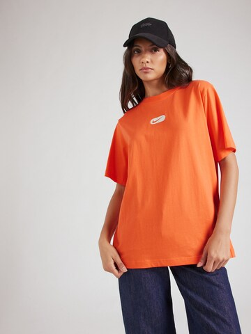 Nike Sportswear Shirt 'SWOOSH' in Orange: front