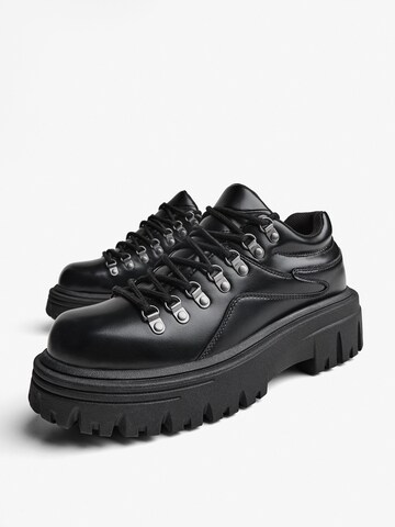 Bershka Schnürschuh 'ZAPATO NEW ROCK' in Schwarz