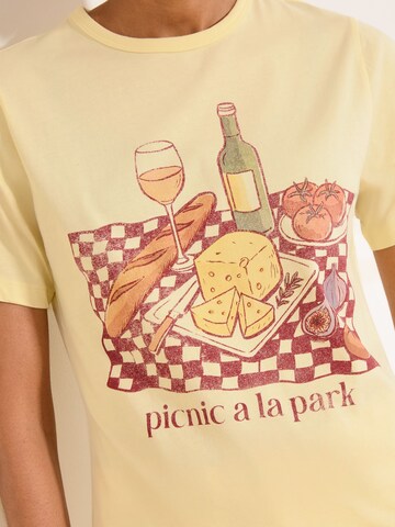 Lipsy Shirt in Yellow