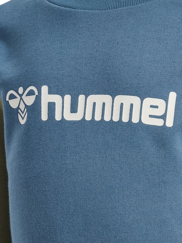 Hummel Sweatshirt 'EDDO' in Blauw